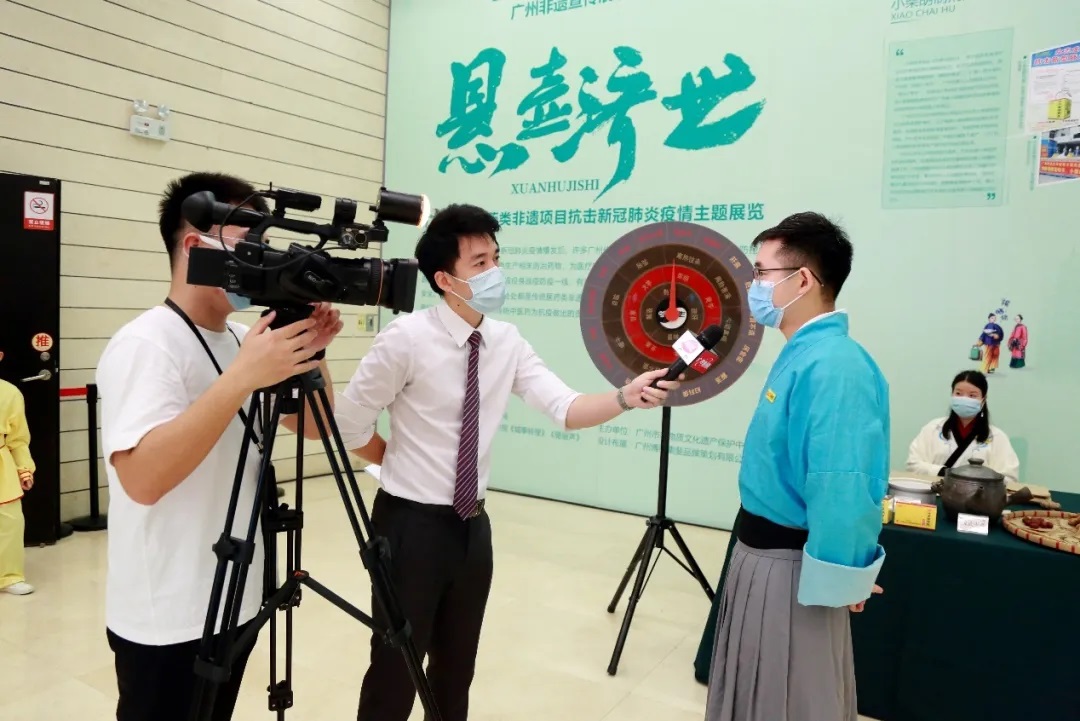 非遗日悬壶济世论抗疫，幼柴胡直播首秀放荣耀！